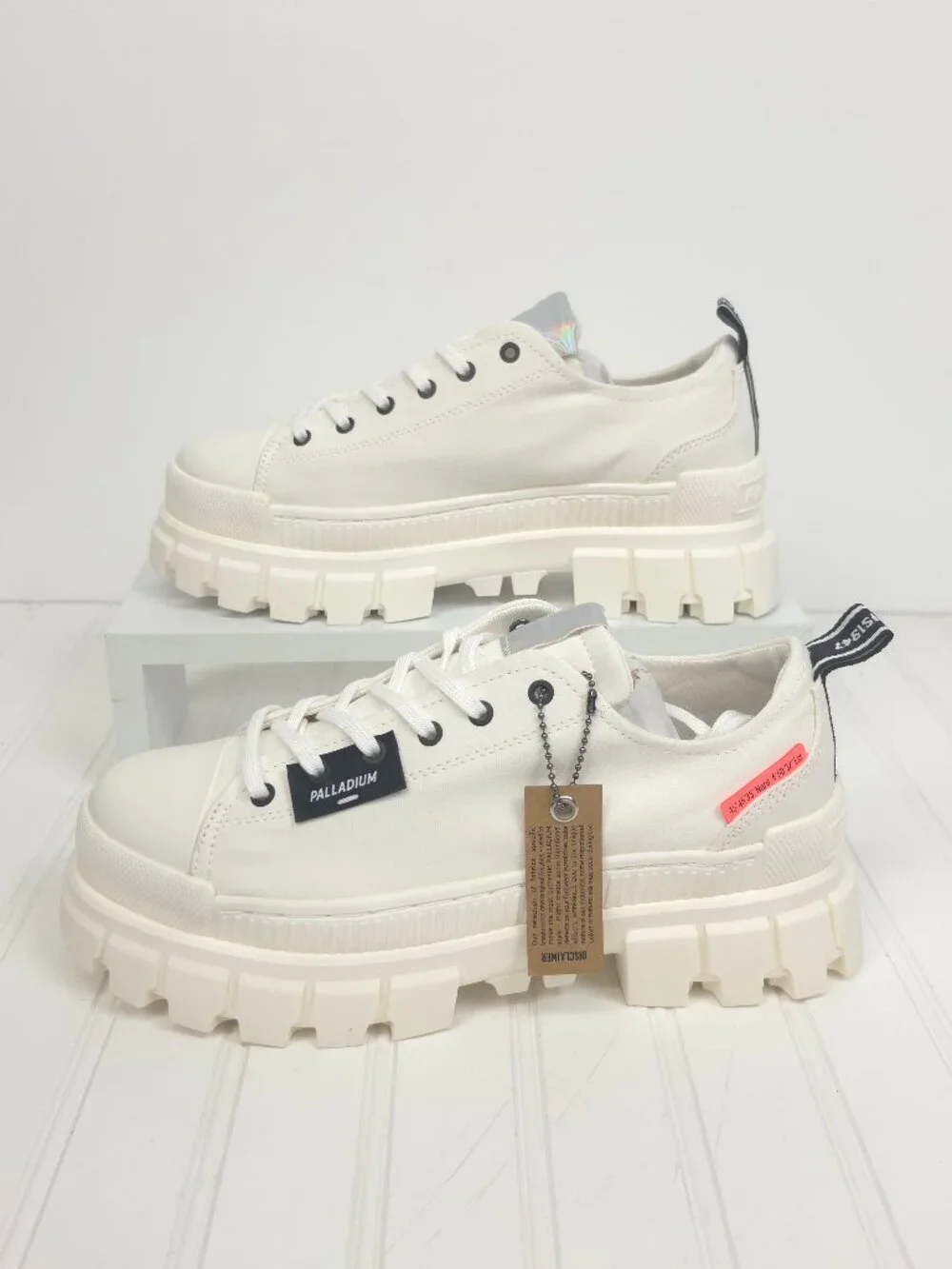 Palladium women revolt